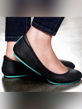Tieks Black Ballet Flats with Teal TrimSize 8